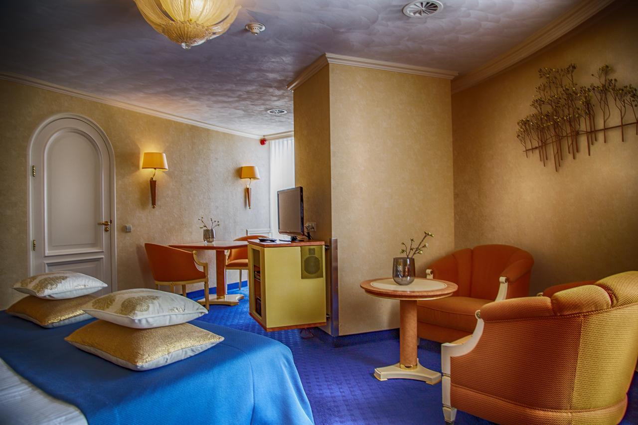 De Koperen Hoogte Hotel Lichtmis Esterno foto